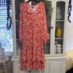 NEW!! Beautiful Long Sleeve Dress